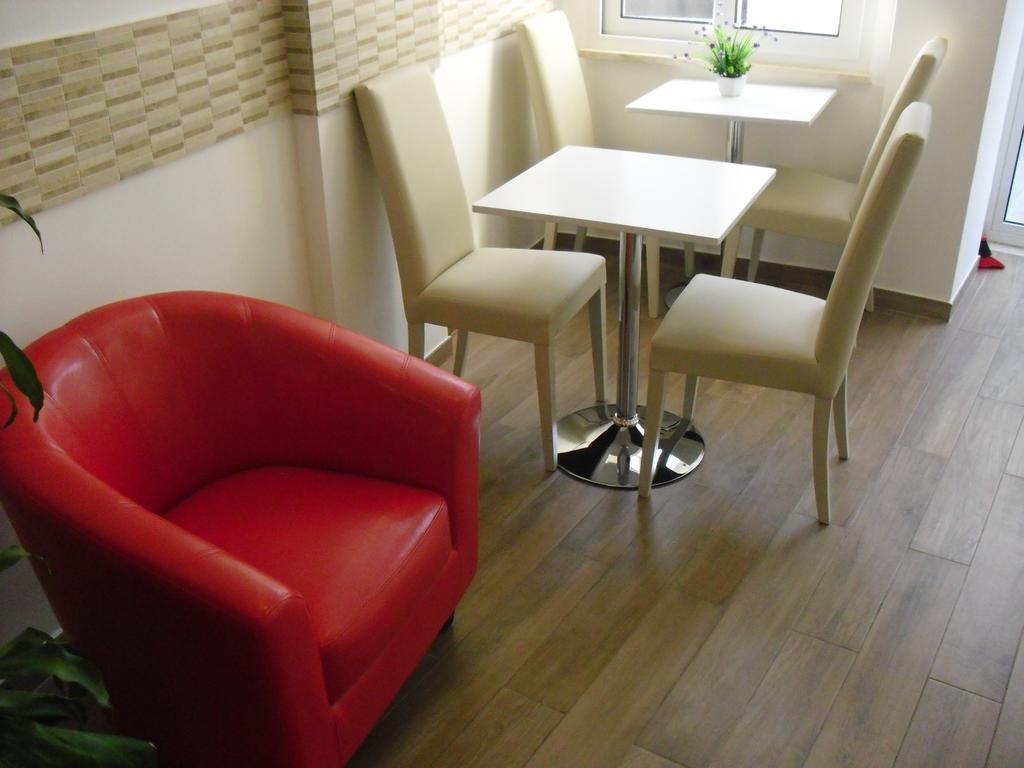 Luce Di Luna Luxury Suites